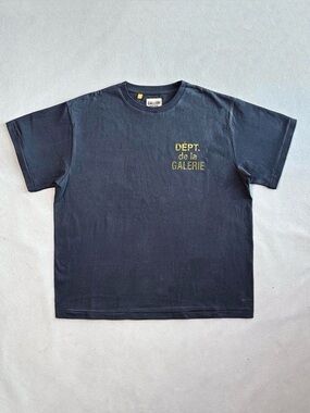 Gallery Dept Navy Short-Sleeve Tee with Yellow Chest Logo
